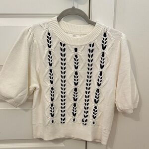 Able Cream Short Sleeve Knit with Black Stitch Accents